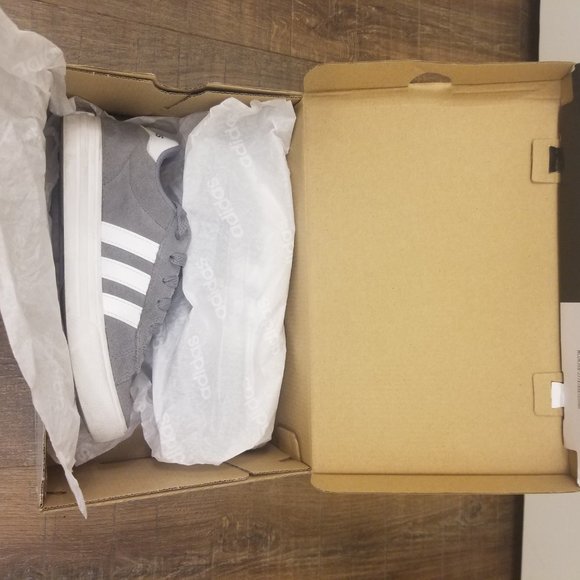 Adidas Sneakers Boys Size 3Y - Picture 4 of 5